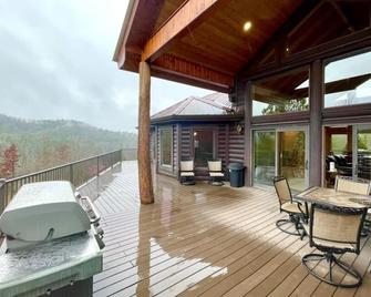 Grand View Home with 360 Degree Mountain View - Tellico Plains - Balcony