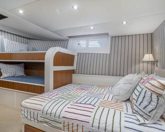 Beautiful Private Yacht in the Seattle area - Poulsbo - Bedroom