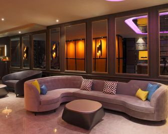 Orange Hotel Changsha Wuyi Square Ifs International Finance Center - Changsha - Sala de estar