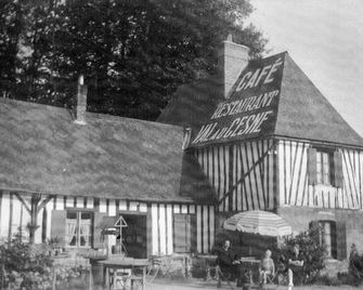 Auberge du Val au Cesne - Yvetot - Edificio