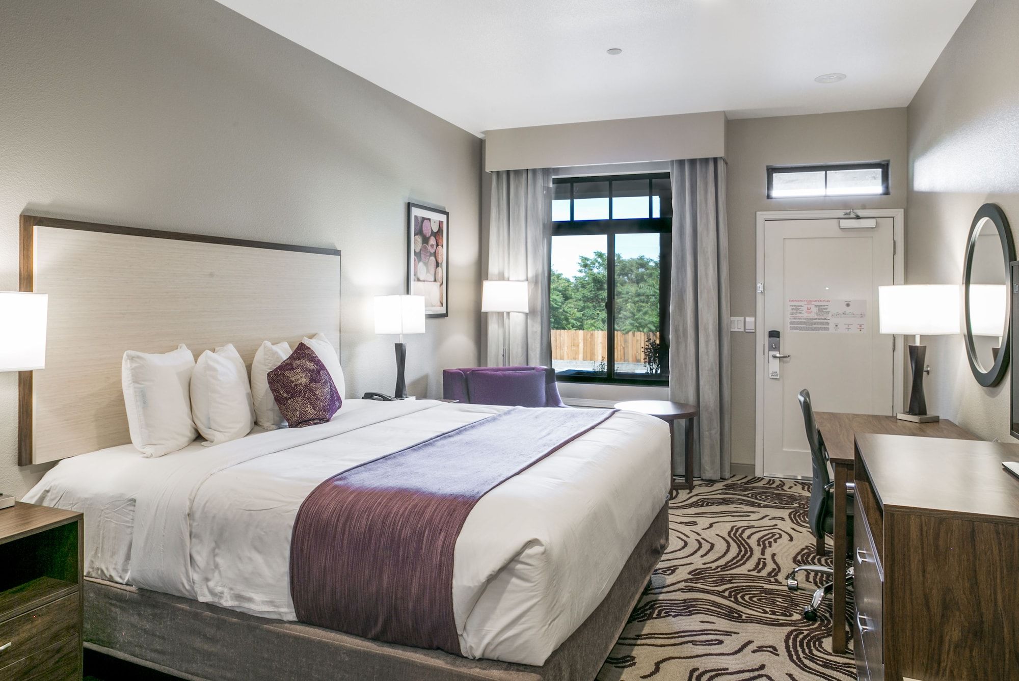 Hotel Siri Downtown - Paso Robles - פאסו רובלס