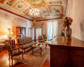 Hotel Fortuna - Perugia - Living room