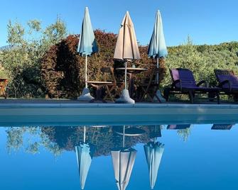 Sagrantino Experience - Giano dell'Umbria - Pool