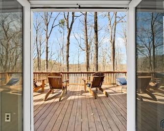 Cozy Cottage by the lake WIFI / Pets Welcome / Kayaks - Lavonia - Balkon