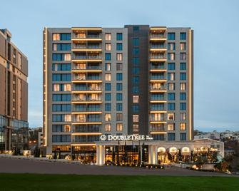 Doubletree by Hilton Amman Hotel & Residences - Amman - Building