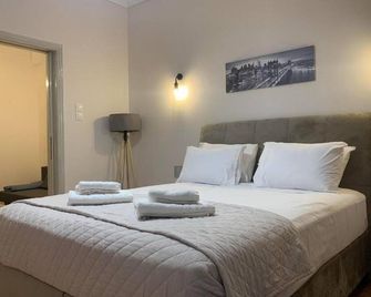 Athenian Stay Trikoupi 1 Apartment - Athens - Bedroom