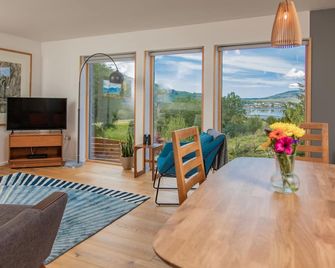 Cuillrigh - Luxury house, loch & mountain views - Portree - Σαλόνι