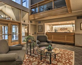 Greenwood Village Condo with Pool Access! - Englewood - Lobby
