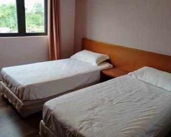 Strategic 3 Bedroom Apartment - 1 min walk to Kea Farm! - Brinchang - Schlafzimmer