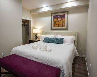 Spacious 1 Bedroom Apartment in Heart of San Diego - San Diego - Bedroom