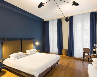 Hotel Silky By Happyculture - Lyon - Bedroom