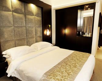 WH Hotel - Beirut - Bedroom