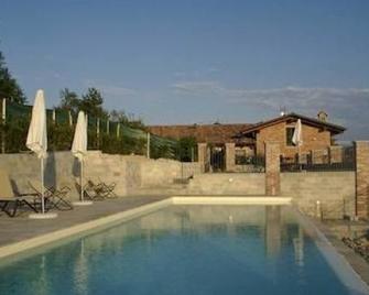 Bricco Torricella Residence - Monforte d'Alba - Pool