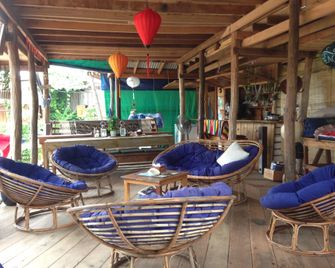 Beach House Cambodia - Koh Rong Sanloem - Patio