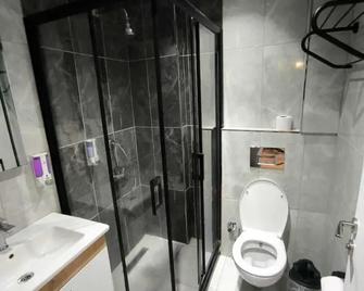 Edwin Plus Hotel - Stambuł - Łazienka