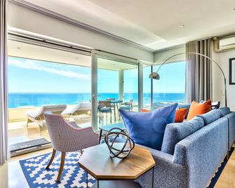 Ocean View House - קייפ טאון - סלון
