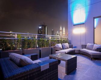 Expressionz Professional Suites by Plush - Kuala Lumpur - Balcony