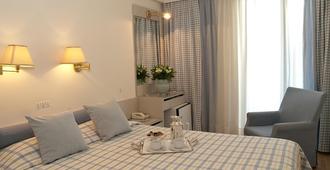 The Park Hotel Piraeus - Piraeus - Bedroom