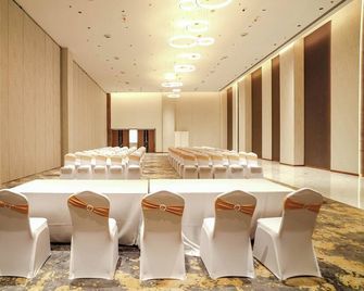 Aurum by R J Resorts - Shiliguri - Meetingraum