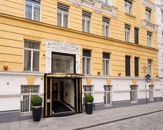 Carlton Opera - Viena - Edifício