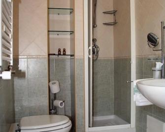 Grazia Hotel - Sperlonga - Bathroom