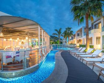 Lesante Classic Luxury Hotel & Spa - Zakynthos - Pool