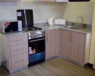 New Avon Apartments - Dar es Salaam - Keittiö