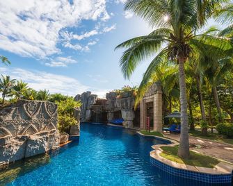 Pullman Sanya Yalong Bay Villas and Resort - Sanya - Pool