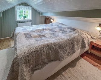 3 Bedroom Stunning Home In Mellerud - Mellerud - Habitación