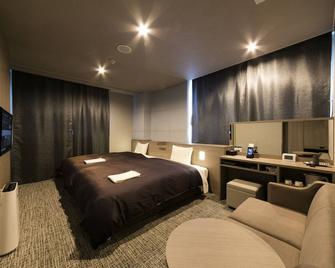 Sanco Inn Nagoya Shinkansen-guchi Annex - Nagoya - Bedroom