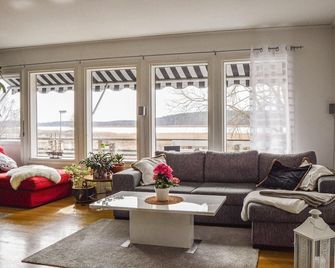 Pet Friendly Home In Trosa With Sauna - Trosa - Vardagsrum
