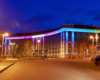 Severnaya Hotel - Kirovsk - Building