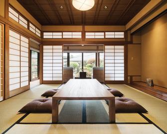 Kiraku Obi - Nichinan - Sala de jantar