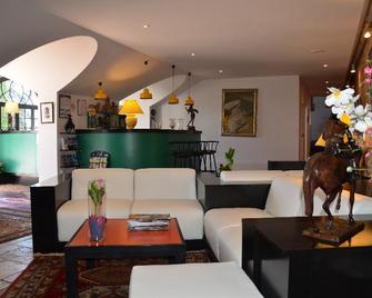 Hotel Des Mimosas - Antibes - Lobby