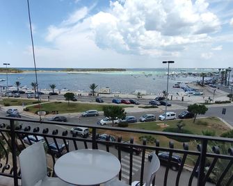 Quilungomare - Porto Cesareo - Μπαλκόνι