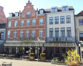 Hotel De Zalm - Herentals - Gebäude