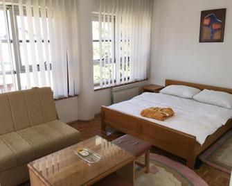 Apartmani Olimpus - Banja Luka - Bedroom