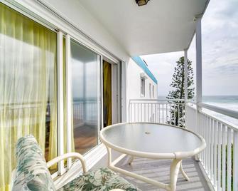 Ocean-view Satellite Beach Condo, Steps to Sand! - Satellite Beach - Balcony