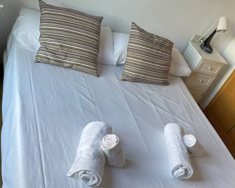 NEW! Amazing 2 bedroom apartment in Rambla del Poblenou - Barcelone - Chambre