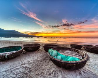 Fusion Suites Da Nang - Da Nang - Beach