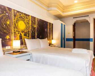 I Hi Sanduo Travel Hotel - Kaohsiung City - Bedroom