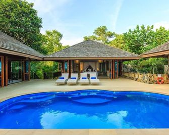 Koh Jum Beach Villas - Nuea Khlong - Pool