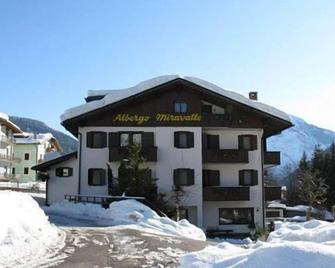 Albergo Miravalle-Tre Cime Views - Auronzo di Cadore - Будівля