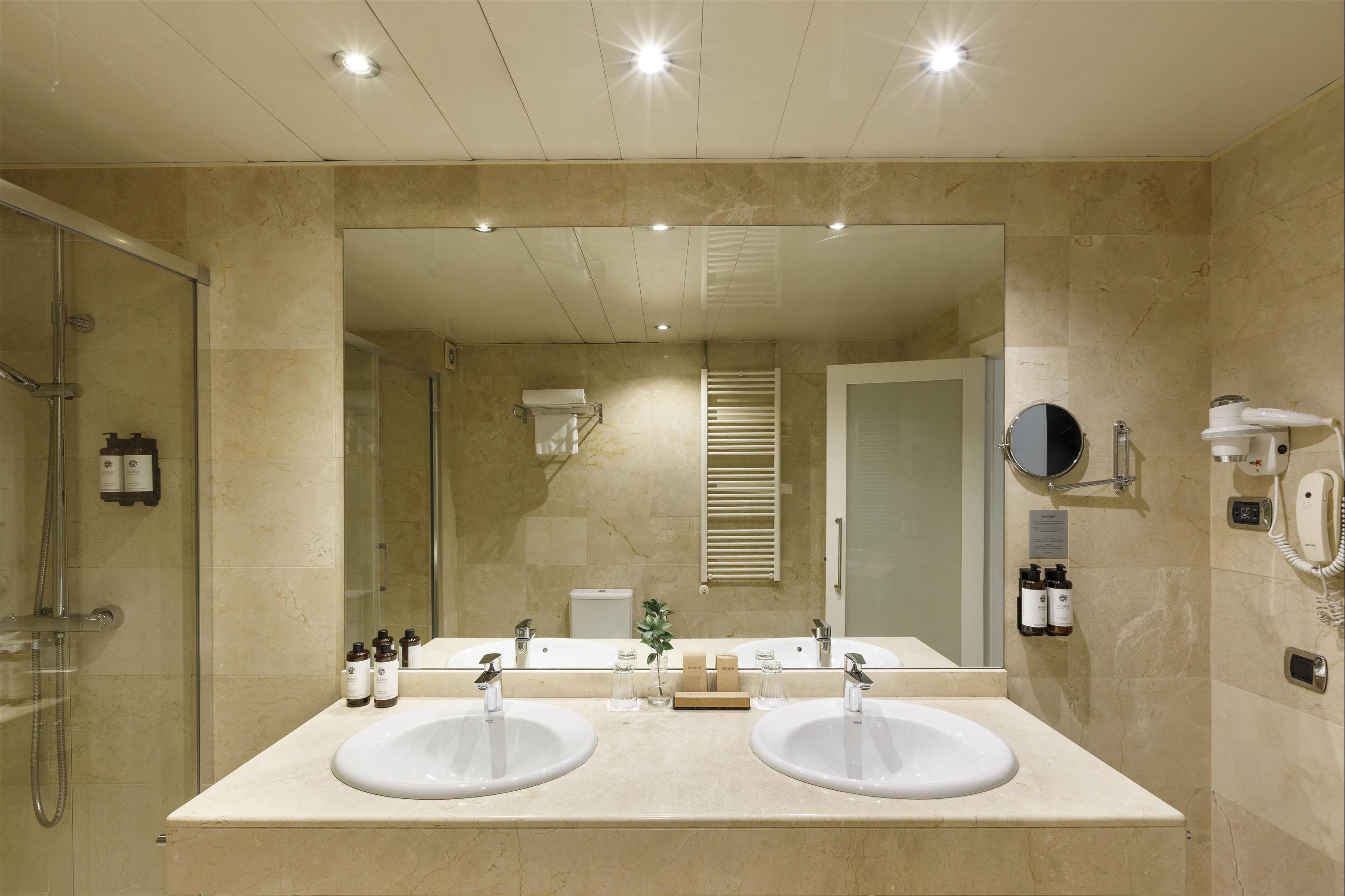 Aparthotel Mariano Cubi Barcelona - Barcelona