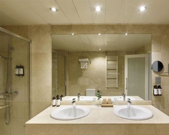 Aparthotel Mariano Cubi Barcelona - Barcelona