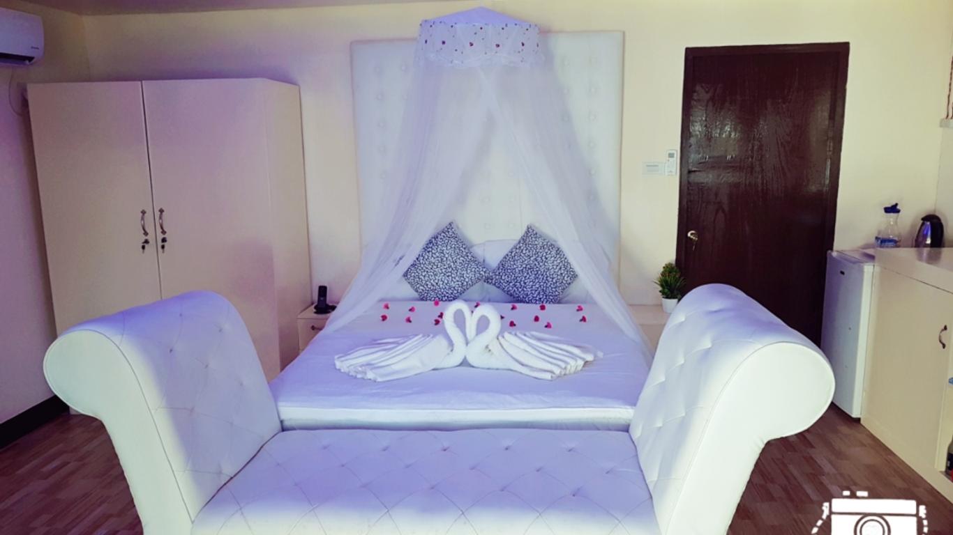 Chibel Summer Riverside Resort