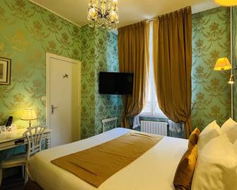 Hotel Printania - Dinard - Bedroom