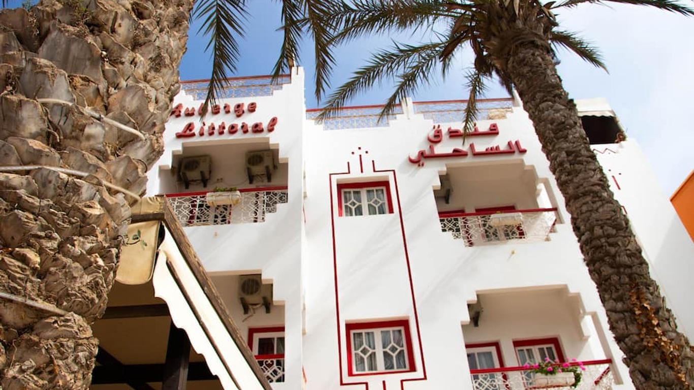 فندق الساحلي