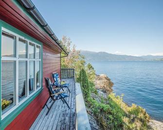 2 bedroom lovely home in Balestrand - Balestrand - Balkon
