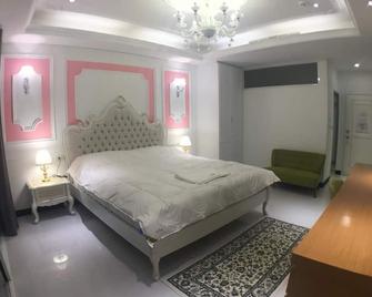 Xianel Vacation Chateau - Dahu Township - Habitación